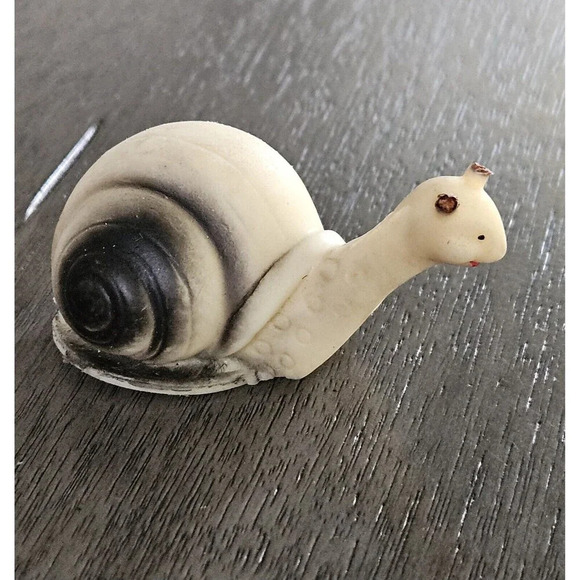 Vtg Rubber White Snail Pencil Sharpener 2.5 Inches - Picture 6 of 6